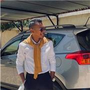 Ancien étudiant de CPGE Lettres, je suis passionné par l'enseignement de l'anglais.